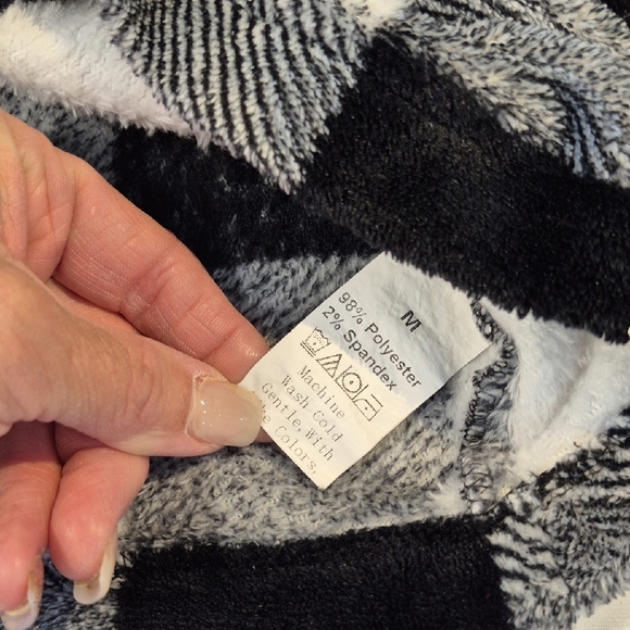 Fleece Crop, Long Sleeves, Silver Buttons Women Jacket, Size M - Picture 10 of 14